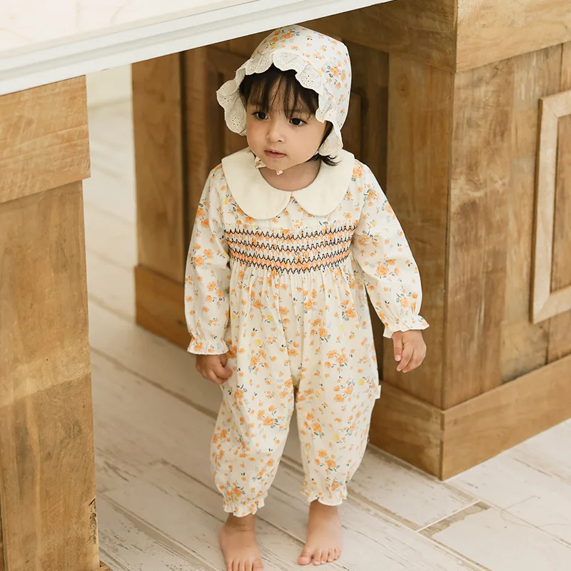 

2024 Baby Rompers For Autumn Newborn Girl Clothing Children Floral Boutique Smocked Bodysuit with Hat Toddlers Princess Jumpsuit