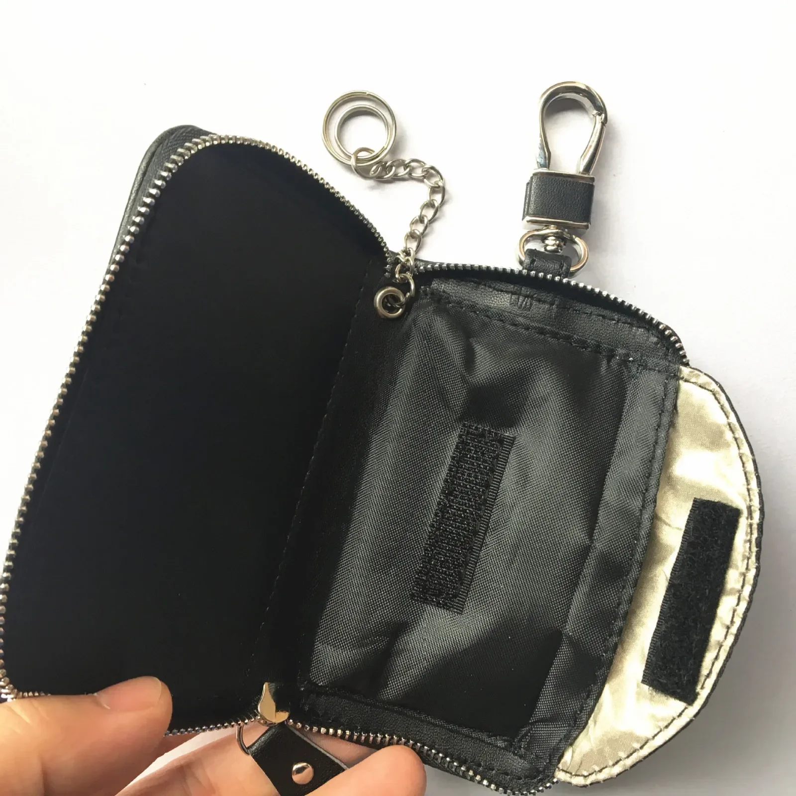 Premium RFID Signal Blocking Faraday Pouch for Car Keys – Enhanced Privacy Protection
