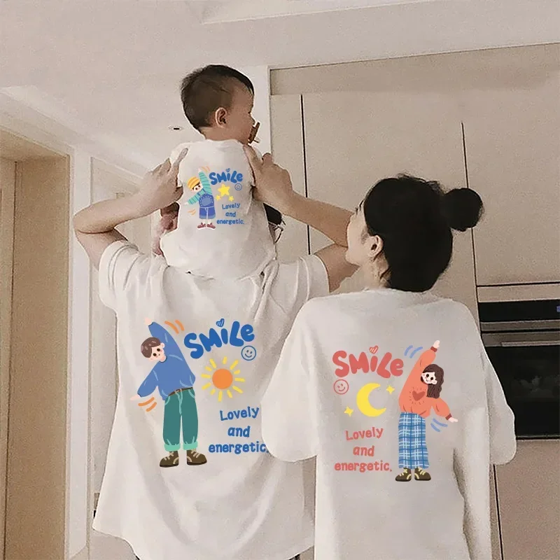 

Cartoon T-shirt Father Mother Daughter Son Kids Clothes Baby Outfits Fashion Summer Mom Dad and Me Family Look Matching Outfits