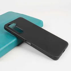 Sleek Black Silicone Soft Back Cover - Popular Design Smartphone Case for ZTE Nubia S 5G (Picture 64)
