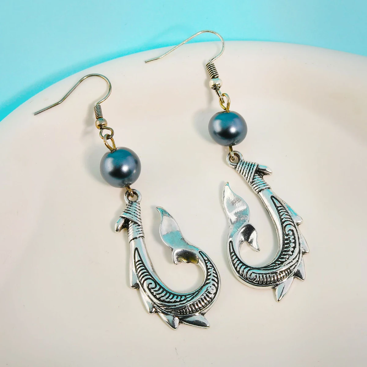 

Fashion Fishhook Pendant Earrings for Women Vintage Natural Pearl Long Dangle Earring Party Jewelry Accessories