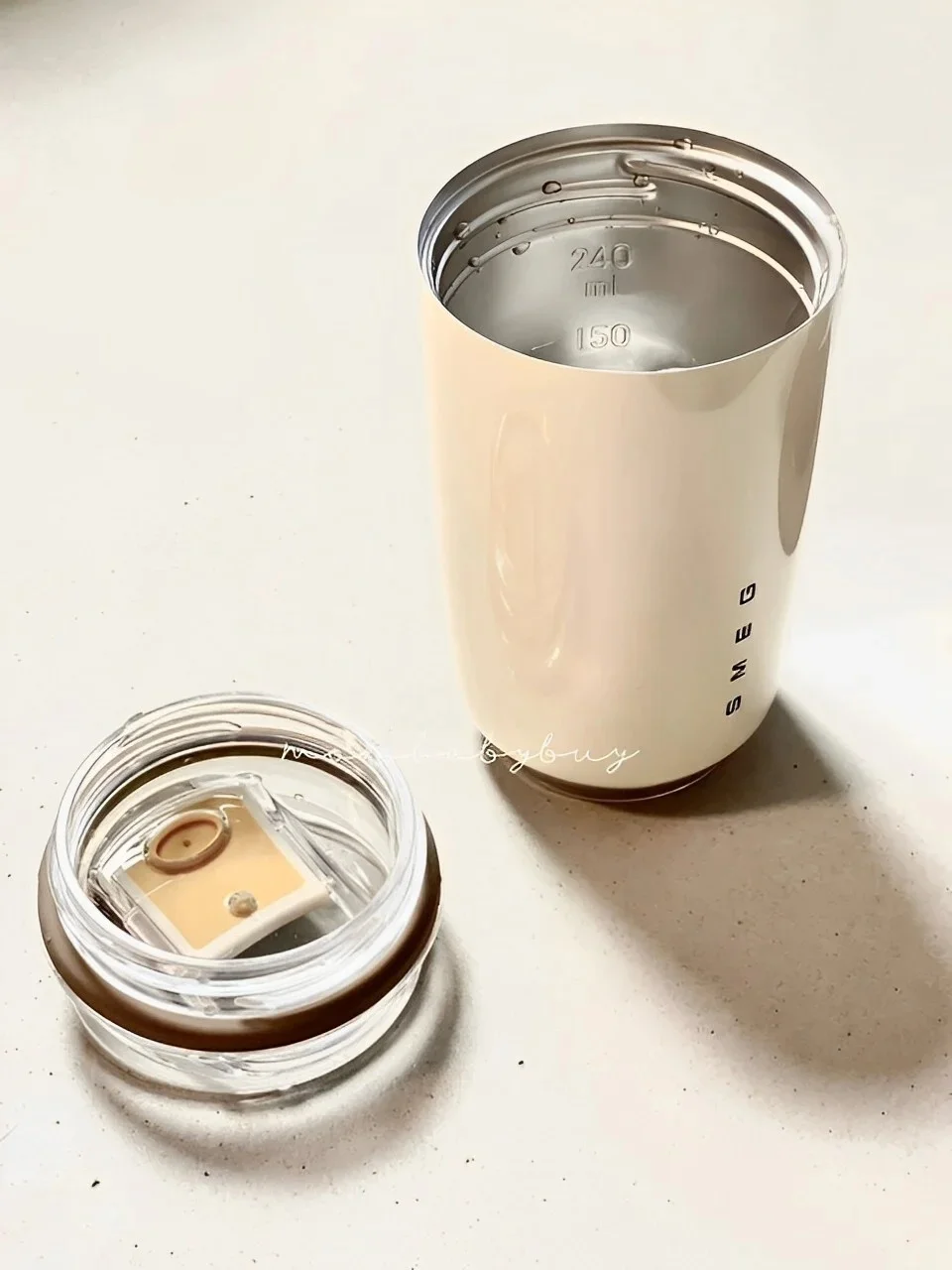 Bouteilles d'eau SMEG Bouteille isotherme Tasse de voyage | Diversi Shop™