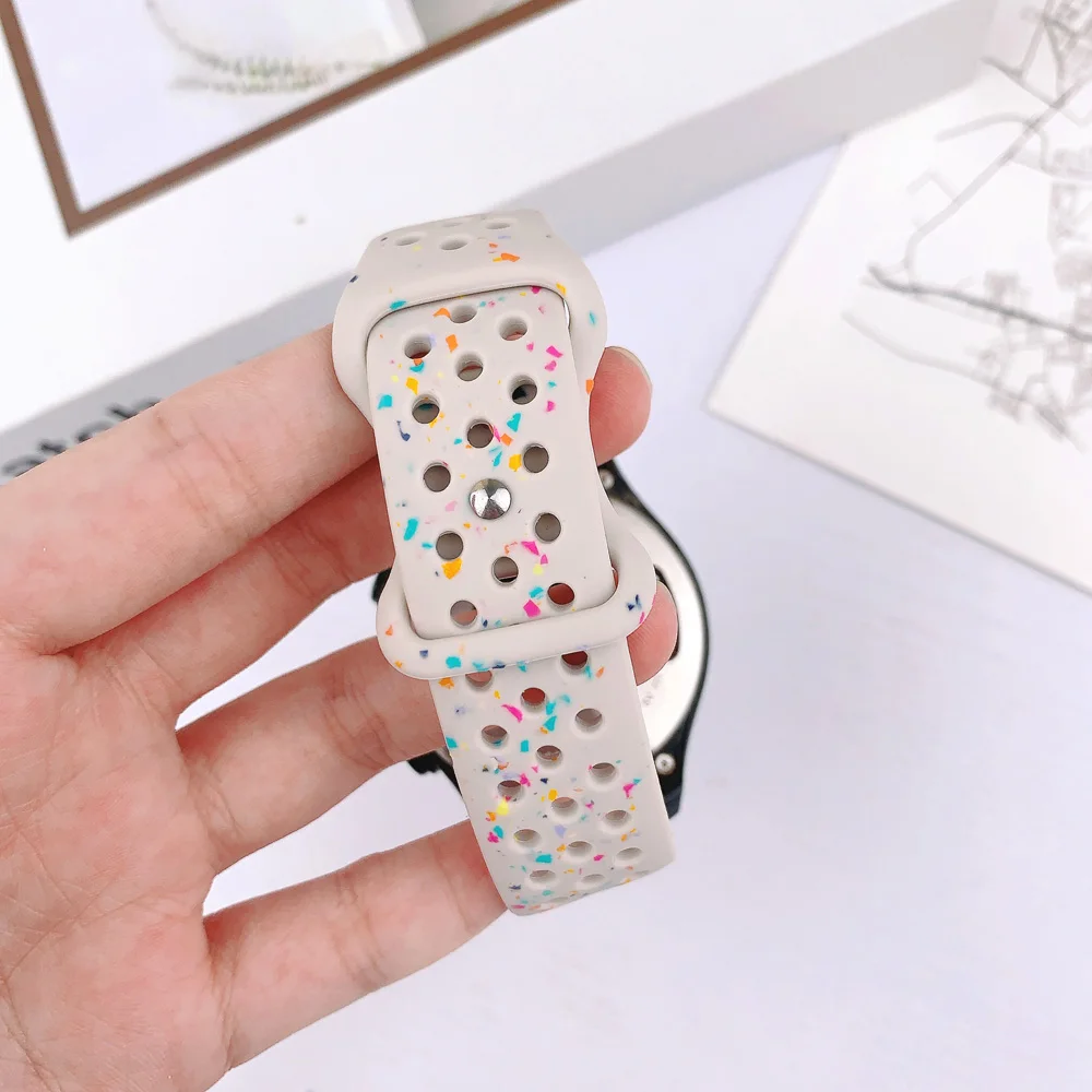 Silicone Strap with Metal Adapter for Smartwatch - Replacement Band Bracelet Accessory