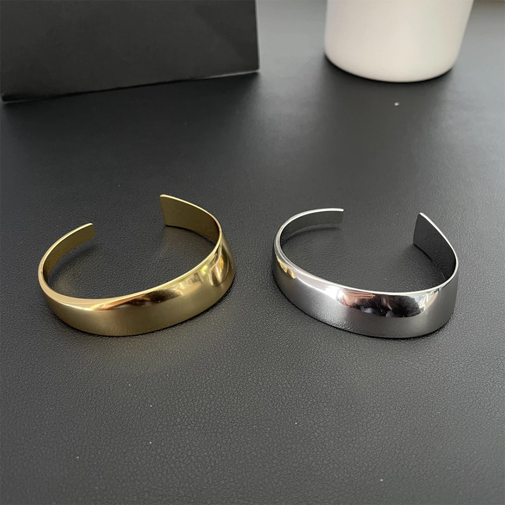 Fashion Famous France Designer Brand Gold Silver Minimalist Smooth Irregularity Bracelet For Women Jewelry Accessories Party Tre