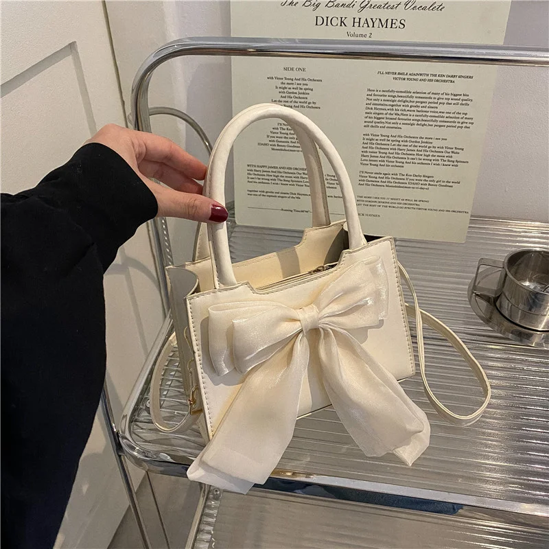 New High Quality Shoulder Bag Sweet Girl Oblique Straddle Crossbody Bags for Women Bow Commuter Handbag Female Bag