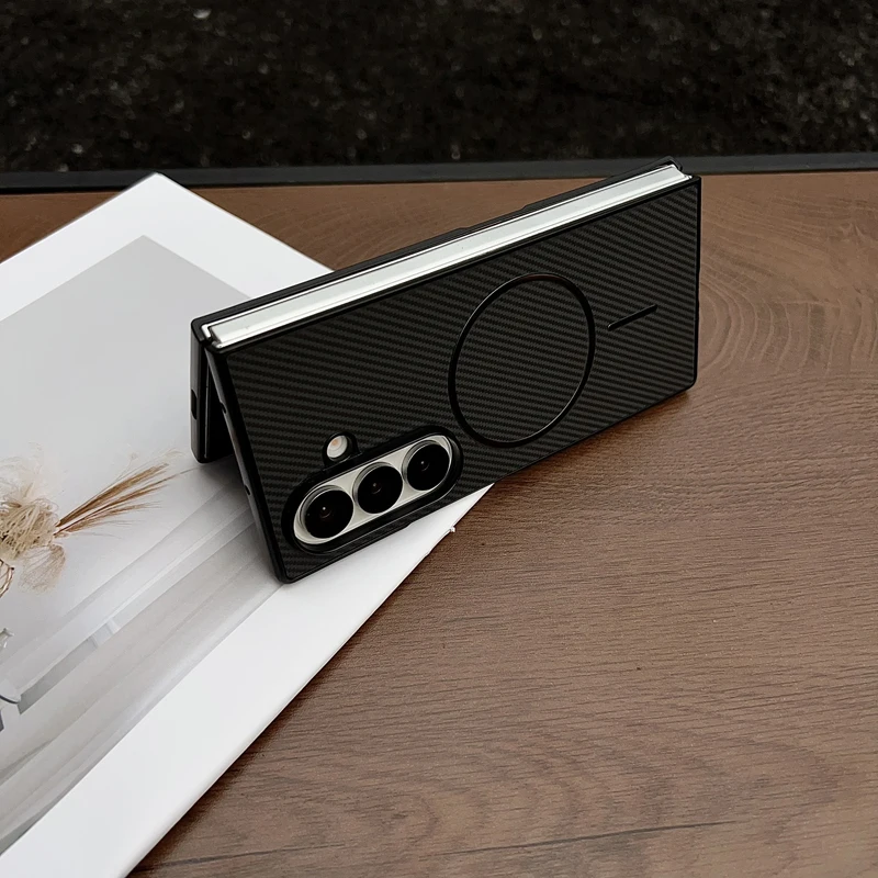 ELVEV Magnetic Luxury Carbon Fiber Pattern Leather Case with Wireless Charging Back Shell