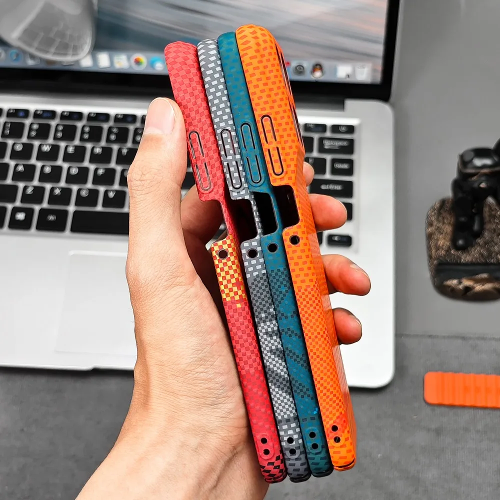 Carbon Fiber Texture Magnetic Shockproof Case with Magsafe
