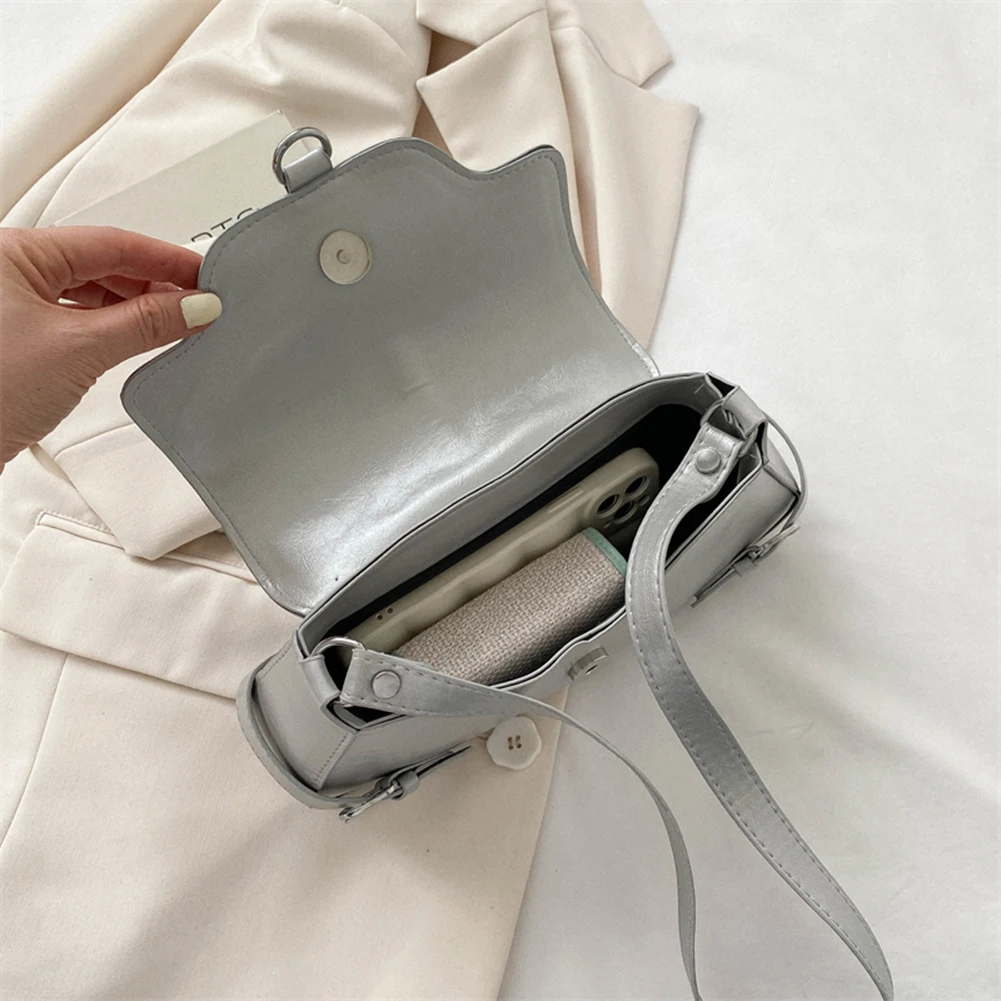 Fashion Lady Handbag 1pc Pouch White Cross Leather Lady Shoulder Makeup  Phone Underarm Armpit Women Casual Bag Portable Crossbody Handbag Pu Gift