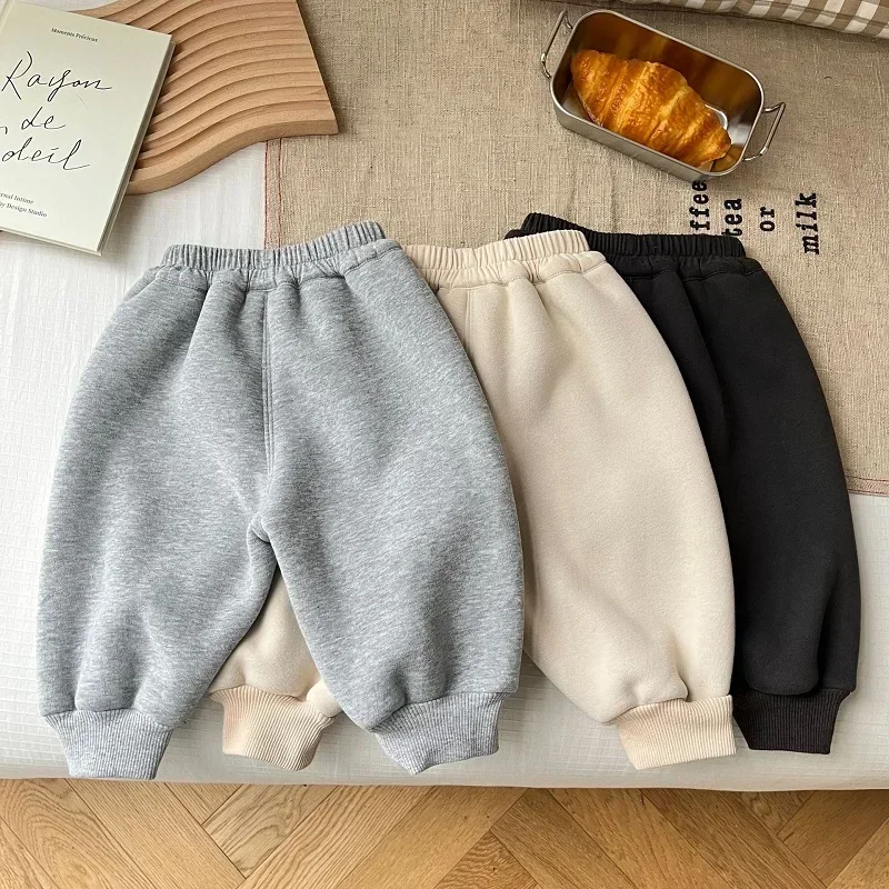 

2023 Winter Children Sportswear Pant 0-5Years Kids Boy Girl Elastic Waist Letter Fleece Thicken Warm Jogger Trouser Clothes