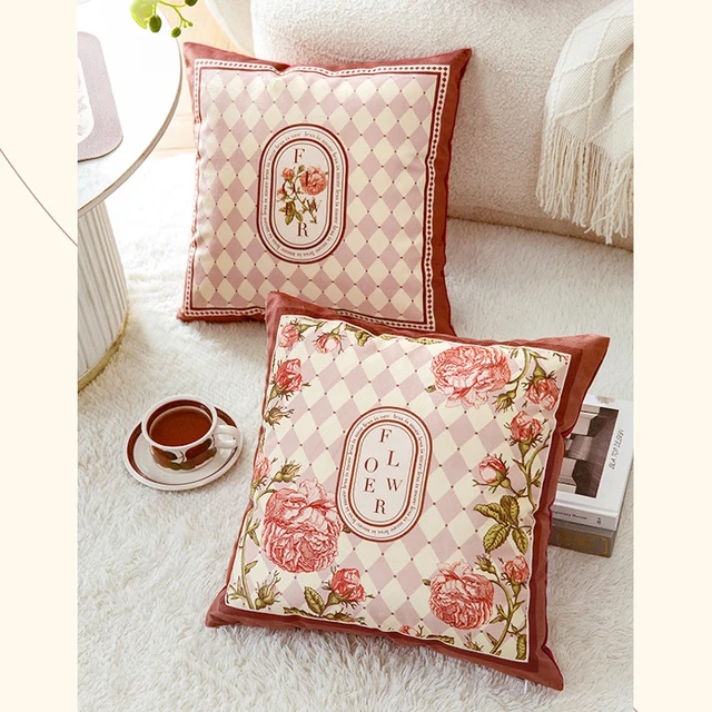 18 Garden Pink Rose Cushion Cover Decorative Pillow Case Artistic British Antique Forest Luxury Velvet Sofa Chair Bed Decorating