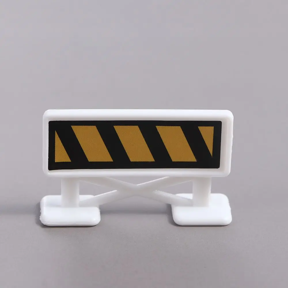 15Pcs/Set Traffic Signs Mini Traffic Signs Model Toy City Traffic Road Block Simulation Scene Puzzle Boys Girls Gifts