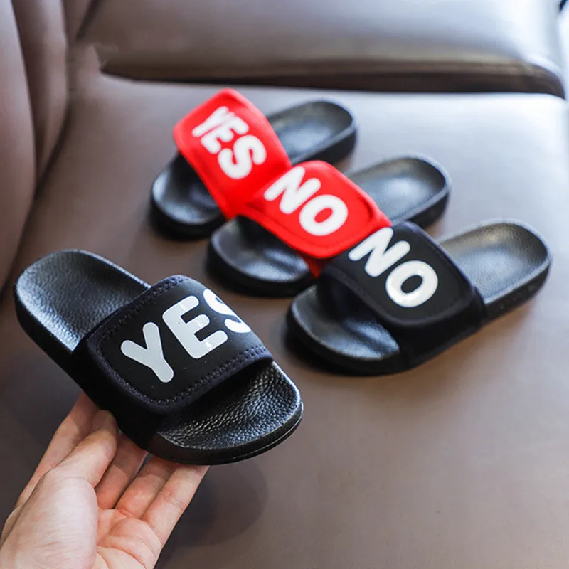 

Детские летние шлепанцы для мальчиков, модные тапочки с надписью YES NO, для улицы и пляжа, сланцы, красные, черные, 2022
