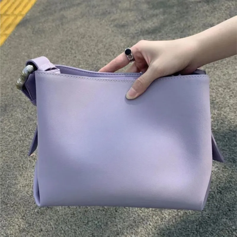 Solid Color Leather Large Capacity Tote Bag Women Square Minimalist Commute Bucket Shoulder Bag Ladies Casual Crossbody Bag 2025