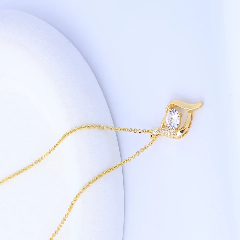 Vietnam Shajin Heart Shaped Diamond Pendant Jewelry