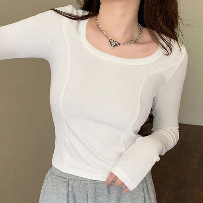 Рисунок 6 - Женская футболка с длинным рукавом