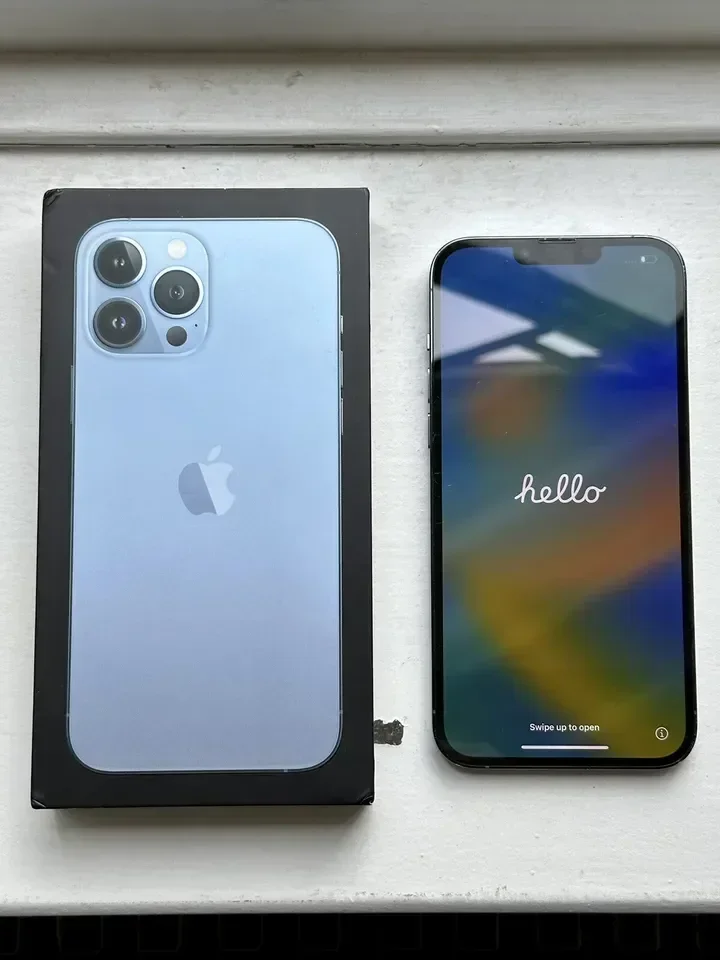 iPhone 13 pro 128GB/256GB 5G A15 Bionic 6.1" OLED 3 X 12MP