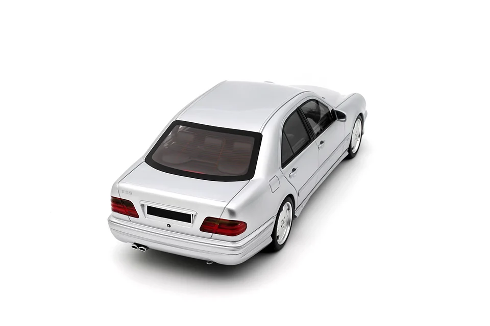 S2a48a3faa65f4da8ac79bd738de1b496N OTTO 1:18 E55 W210 2001 車種 OT459