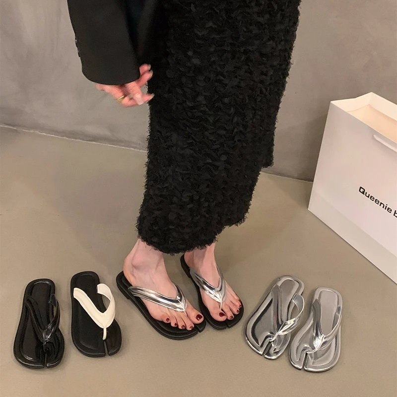 

Женские сандалии-гладиаторы на мягкой подошве, модные элегантные шлепанцы с клипсой, пляжные шлепанцы, лето 2024