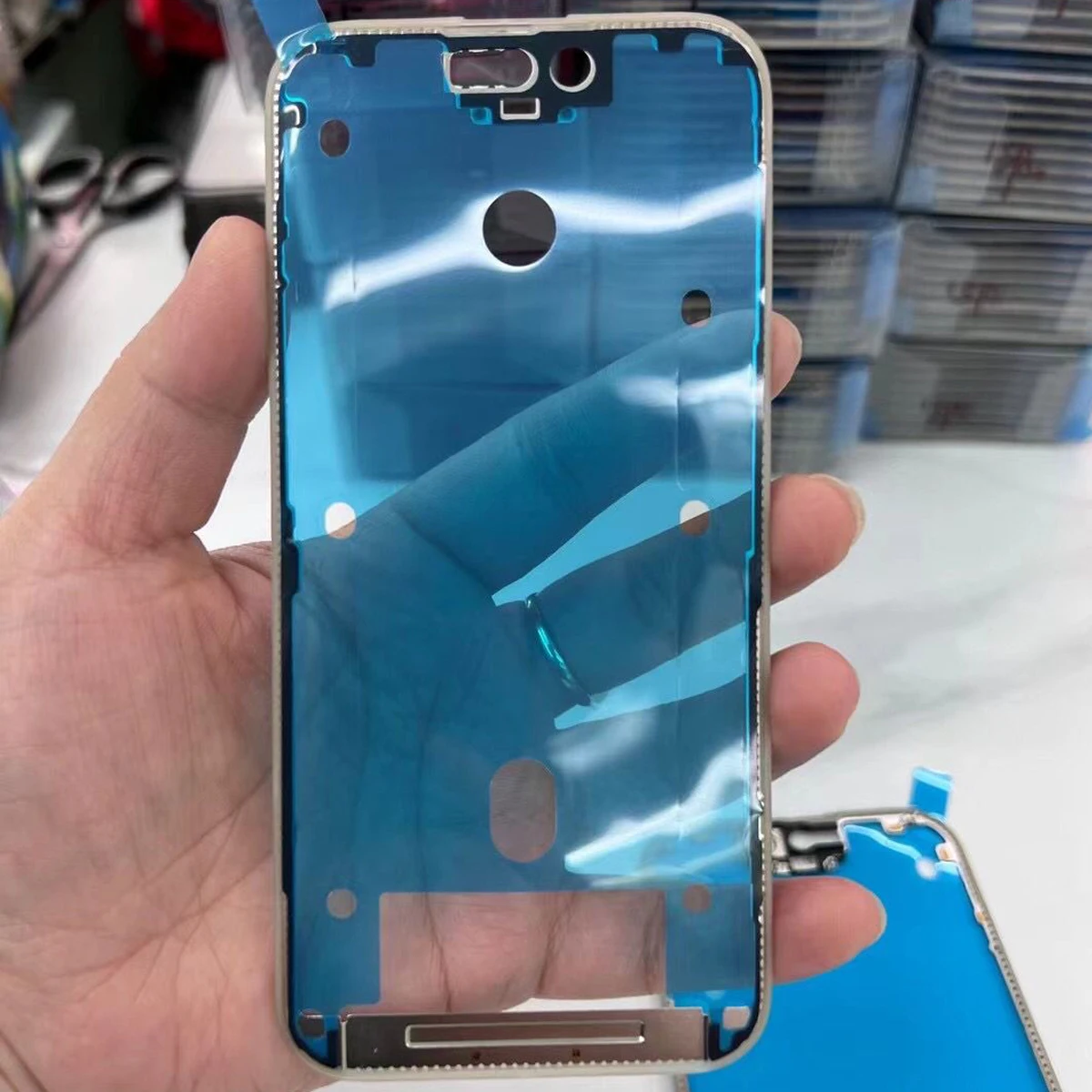 LCD  ̵   ü,  15  ƽ 15 ÷ ũ ̵ ,   ǰ , 5 