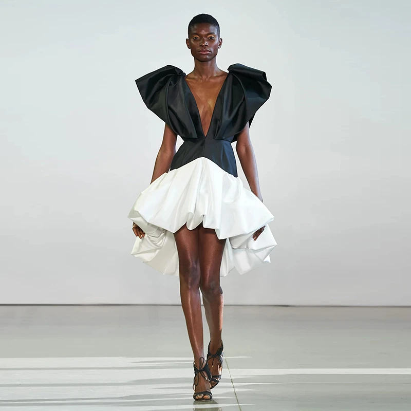 Black And White Deep V Neck Short Evening Gowns Sexy Sleeveless High Low Prom Dresses High Low