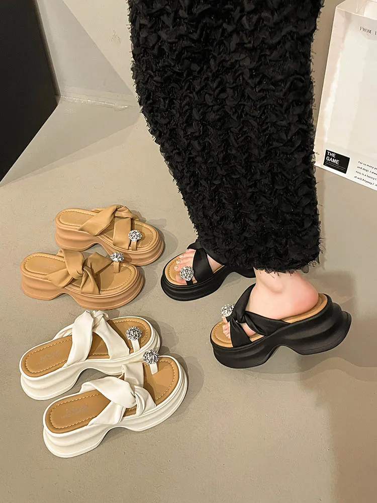 

Шлепанцы женские на платформе, роскошные сланцы, резиновая обувь, дизайнерские, из гавайской искусственной ткани, на плоской подошве, лето, 2024