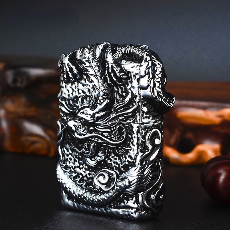 

Luxury 3D Dragon Carving Lighter Vintage Metal Kerosene Lighters Unique Gasoline Lighters Windproof Oil Smoking Lighter