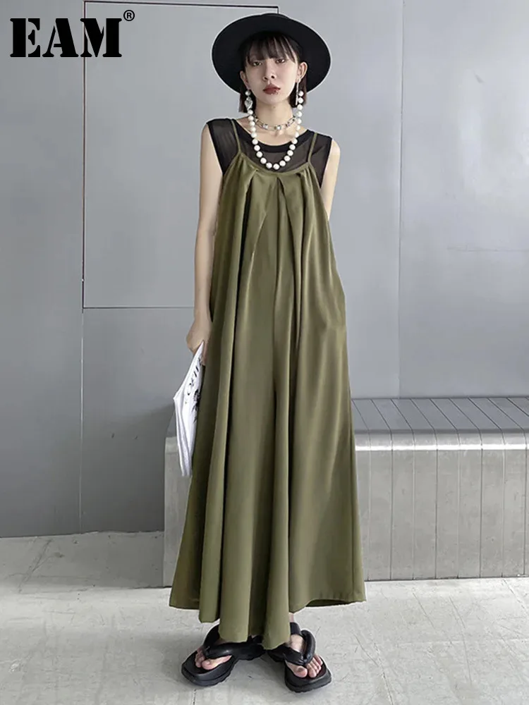 

[EAM] Women Army Green Pleated Big Size Long Jumpsuit New High Waist Pocket Stitch Pants Fashion Tide Spring Summer 2024 1DH4530