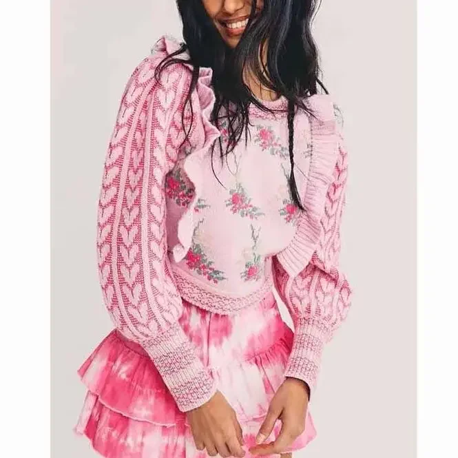 

Женский трикотажный пуловер с цветочным принтом, круглым вырезом и длинным рукавом