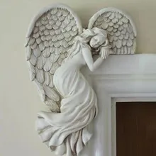 

Door Frame Angel Decor Statues Ornaments with Heart-shaped Wings Sculpture Angel In Your Corner Resin Wall Sculpture Crafts