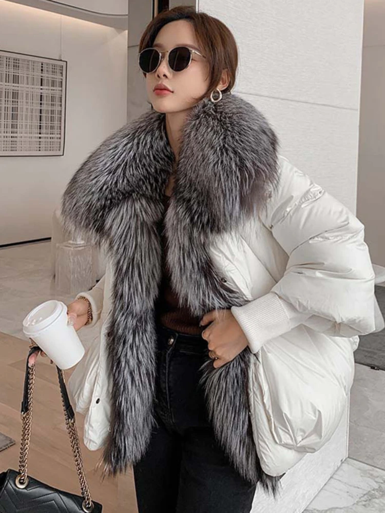Female Large Fox Fur Collar Outerwear Thick Warm Fur Real Fur Coat Winter Jacket Women White Duck Down Jackets Hooded