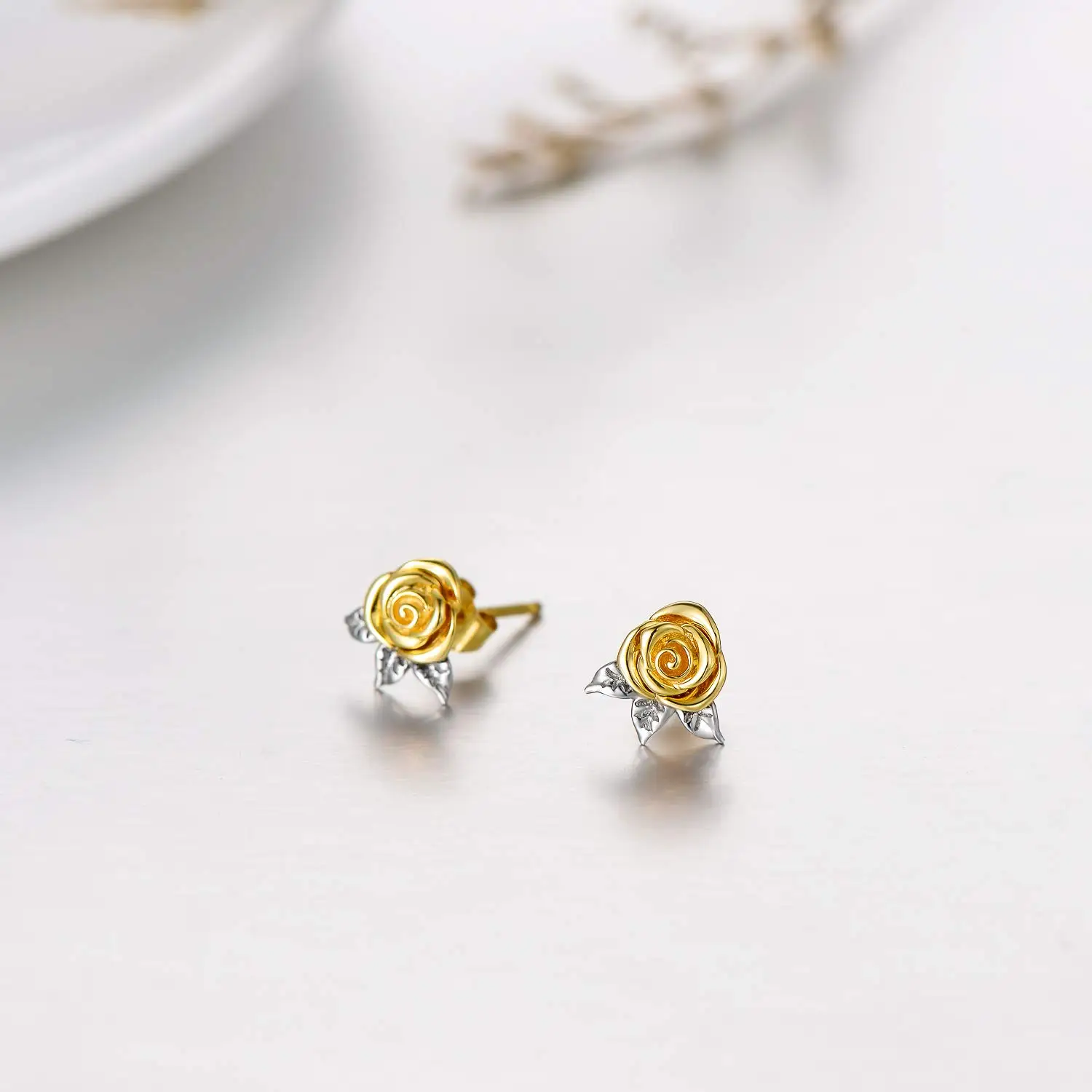 YFN 14K Gold Flower Stud Earrings for Women Delicate Yellow Gold Rose Flower Stud Earrings Fine Jewelry