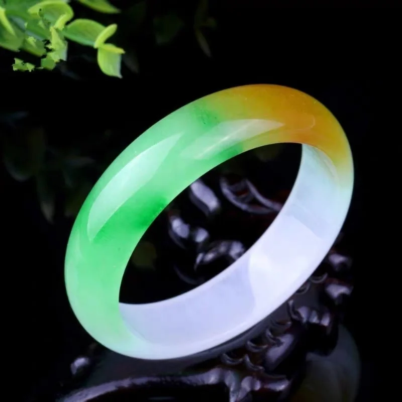 Natural Emerald Hand-carved Wide Bracelet Fashion Boutique Jewelry Women's Emerald Floating Flower Flat Bracelet Gift