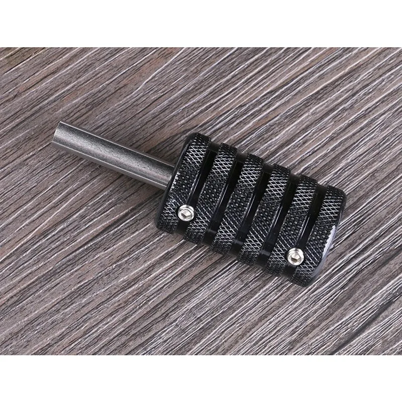 Tattoo Grip Cover Cartridge Grips Aluminum Alloy Handle Tattoo Grips Machine Gun Tubes Round 30MM Sterilizable Black Nylon Body Art Supplies 1PC