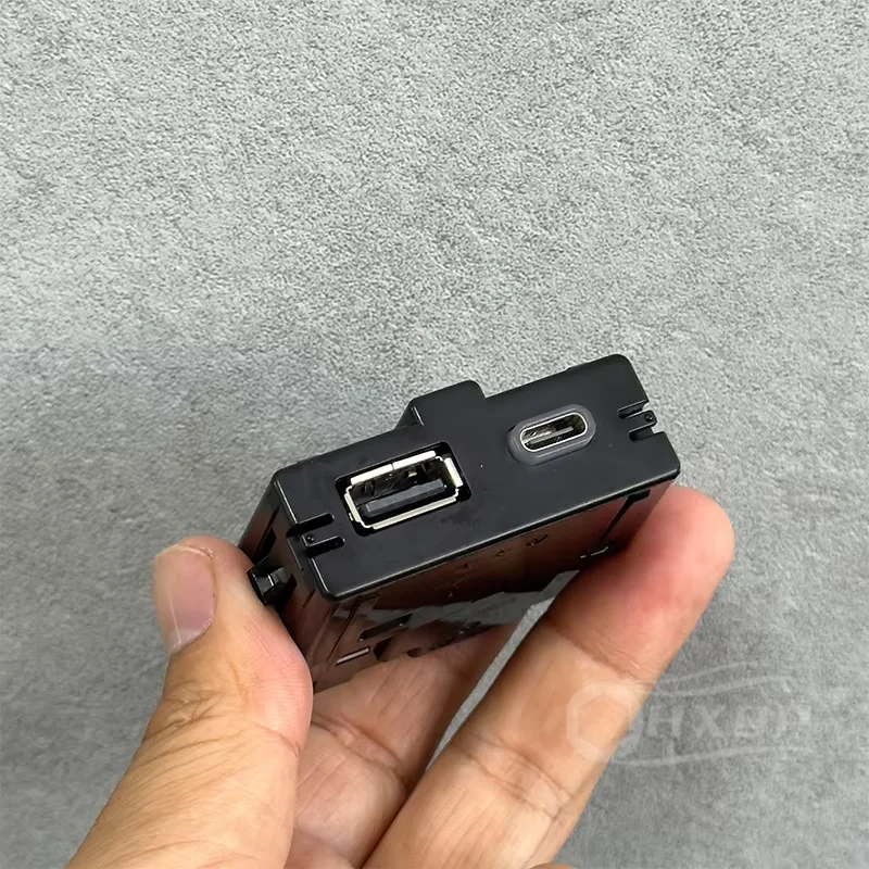 아우디 A4L A5 S5 A4 올로드 아반트 후면 USB 타입-C 충전 포트 USB 충전기 자동차 액세서리