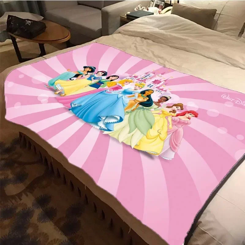 thumbnail image 1 of Manta de felpa suave con dibujos de princesas de Disney, manta de franela para sala de estar, dormitorio, cama, sofá, funda de picnic, 1 of 5