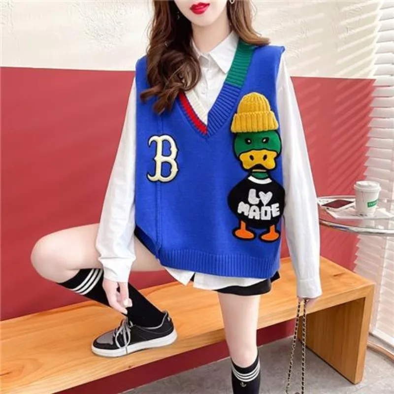 Autumn and Winter Women's Pullover V-neck Patchwork Letter Animal Loose Fashion Casual Elegant Commuter Sleeveless Vest Tops