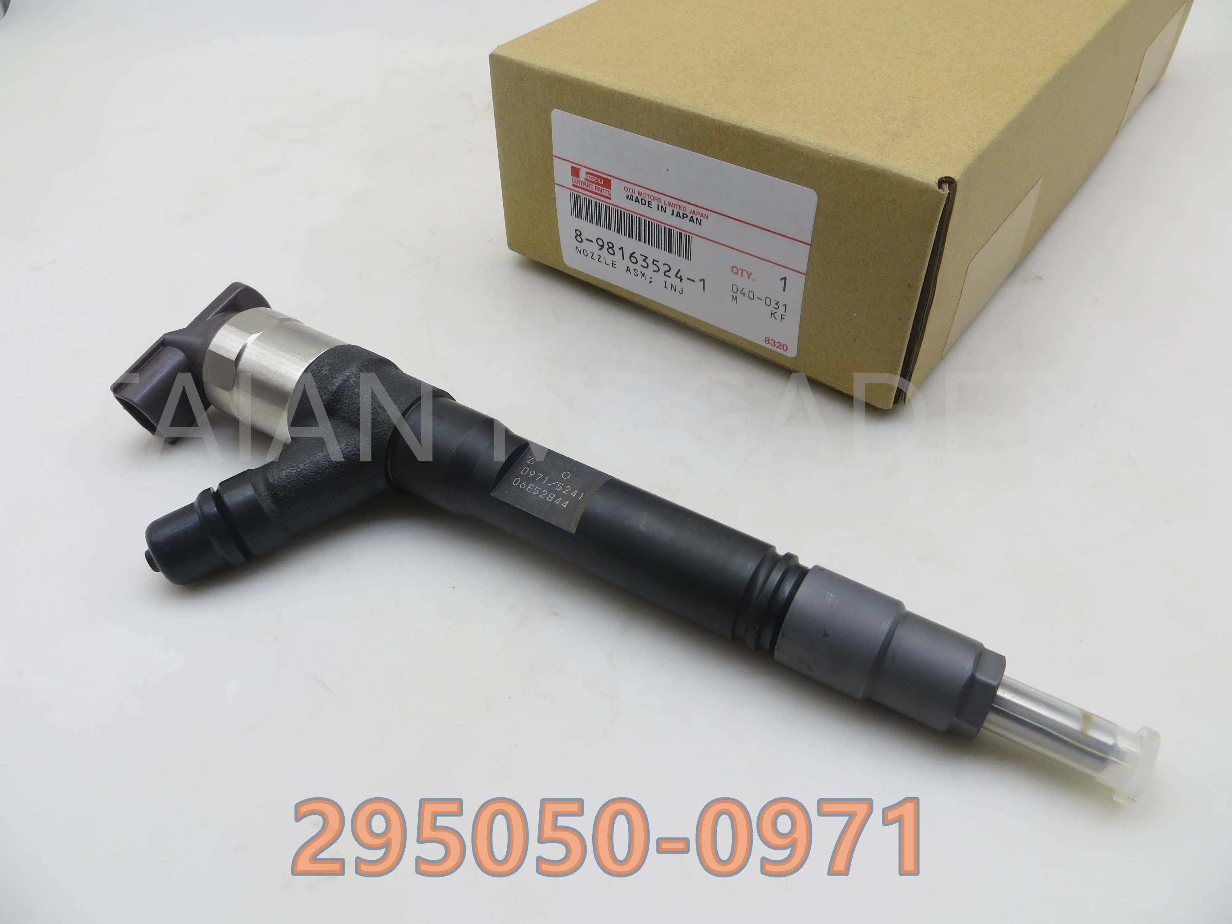 Genuine New Diesel Common Rail Fuel Injector 2950500971, 8981635241