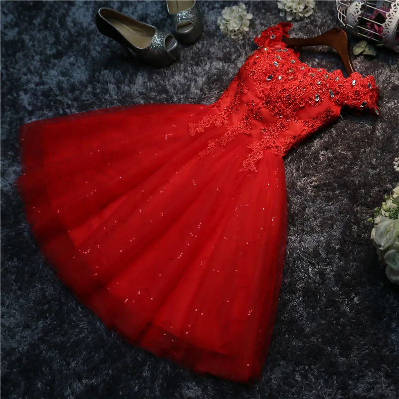 

Ashely Alsa Real Picture Red White Short Cocktail Dresses Off Shoulder Lace Applique Mini Party Graduation Dress Homecoming Wear