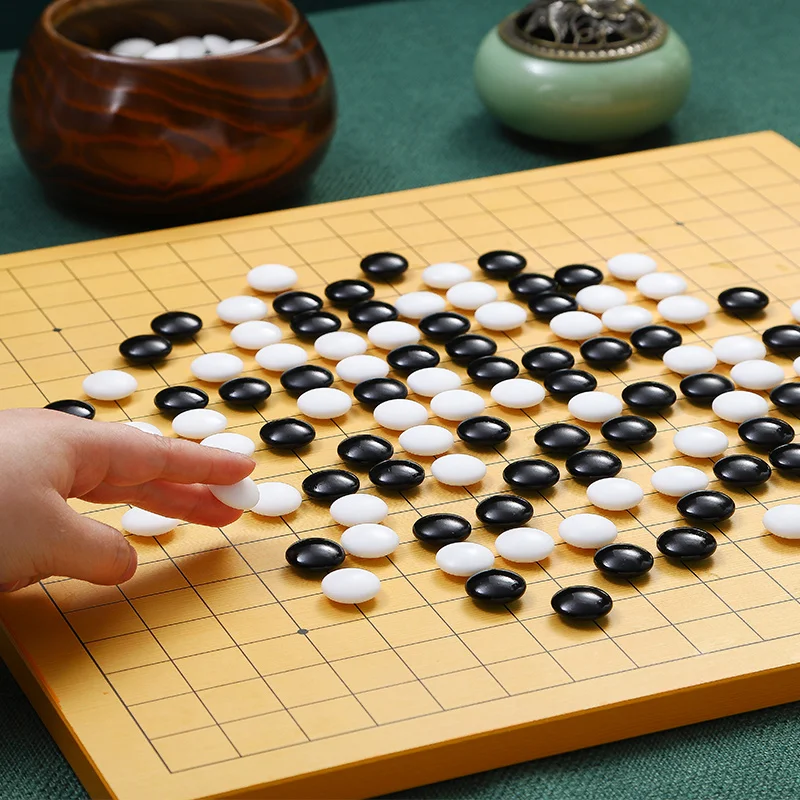 Jogo de xadrez chinês high-end Luxury Golden Nanmu Xadrez chinês em madeira  maciça de dobragem de alta qualidade de xadrez em madeira jogo de tabuleiro  de jogo de xadrez - China Jogo
