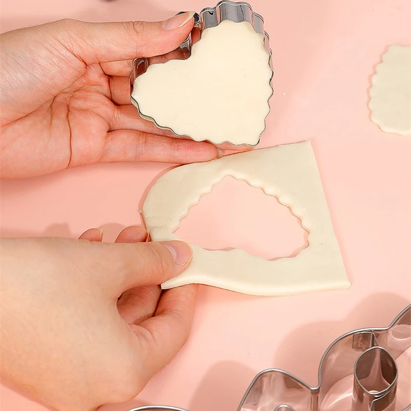 Cookie Cutter Set Stainless Steel Love Heart Shaped Fondant Bread Biscuit Molds Valentines Day Gifts Cake Decor Baking Tools