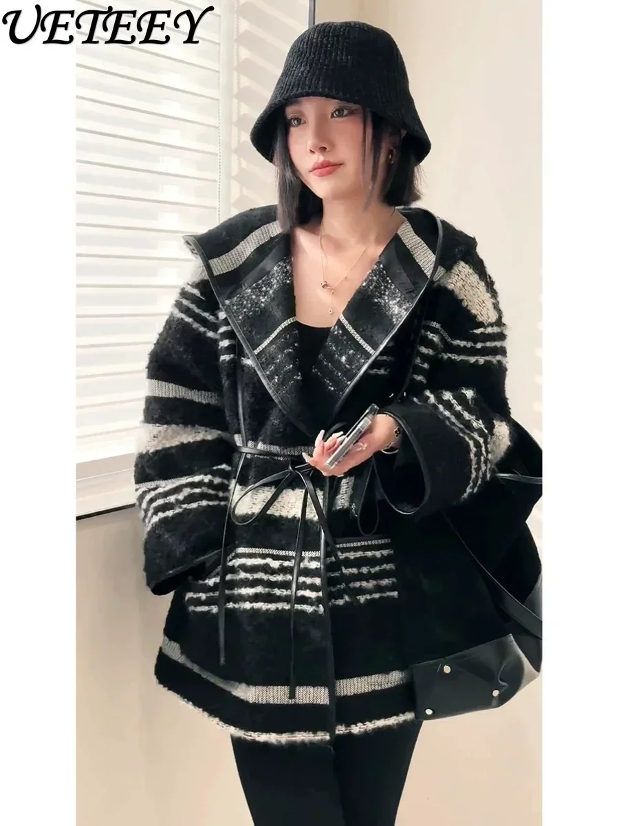 Fashionable Design Striped Hooded Coat for Women 2023 Autumn and Winter Korean Gentle Short Temperamental Woolen Cape Coat