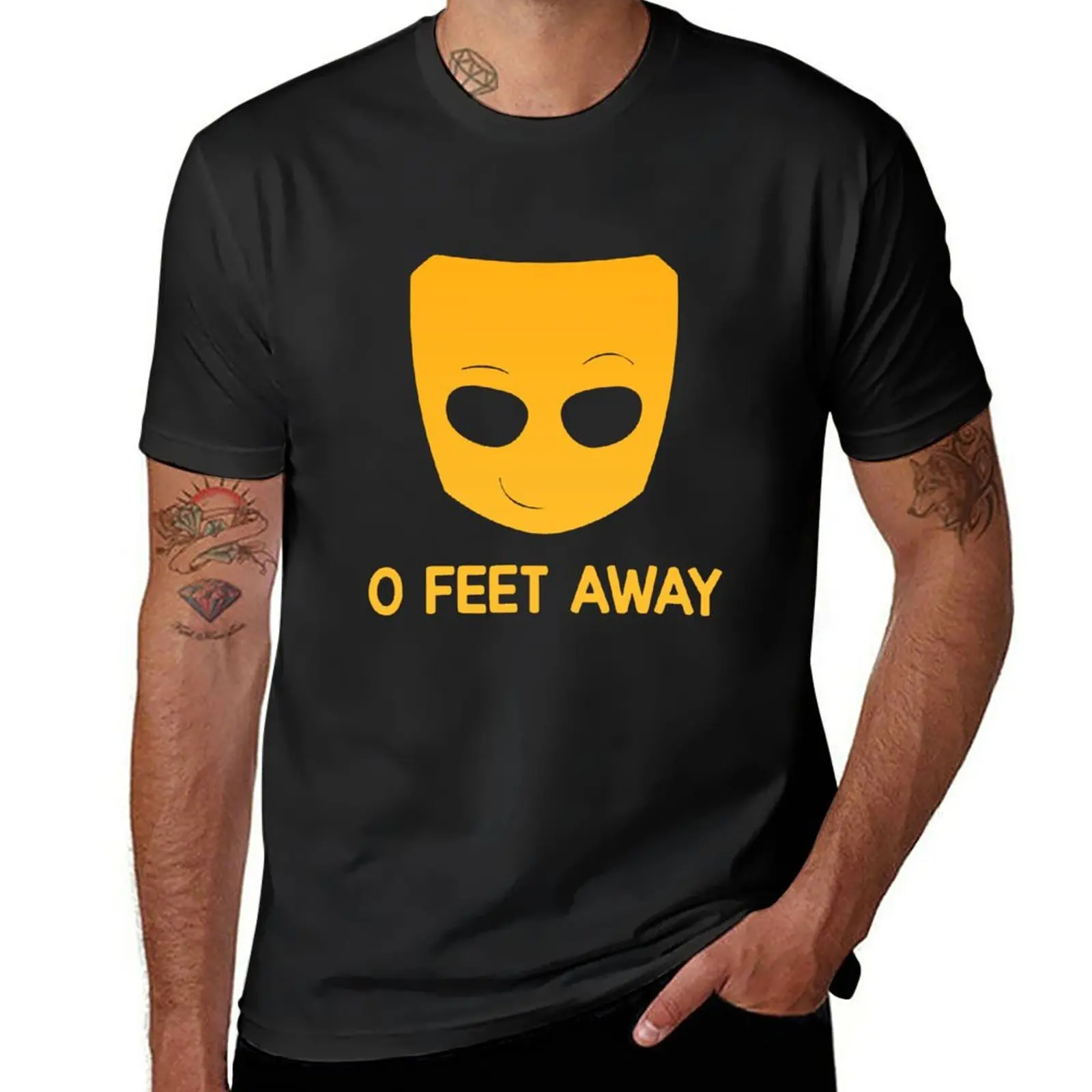 Grindr - O feet away T-Shirt plus size tops hippie clothes customs blacks Short sleeve tee men