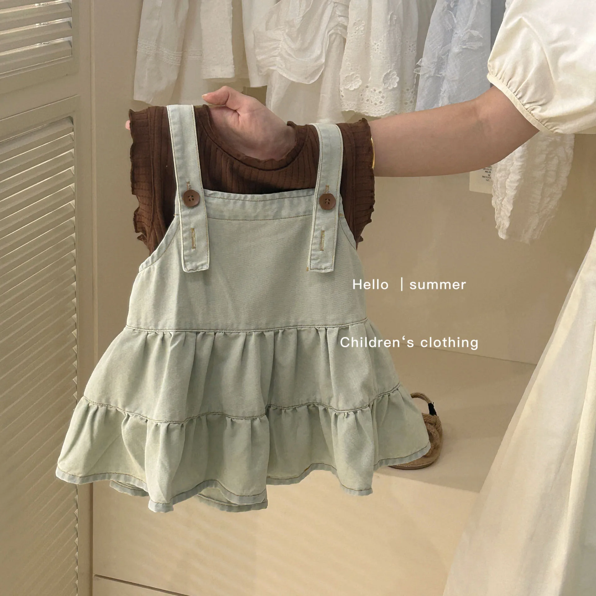 

2024 Summer Children Girls 2PCS Clothes Set Sleeveless Stringy Selvedge Tops Denim Botton Suspender Skirt Suit Baby Girl Outfits