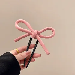 Chic Bow U - Shaped Hairpin - Trendy Fashion Accessory (Pink)