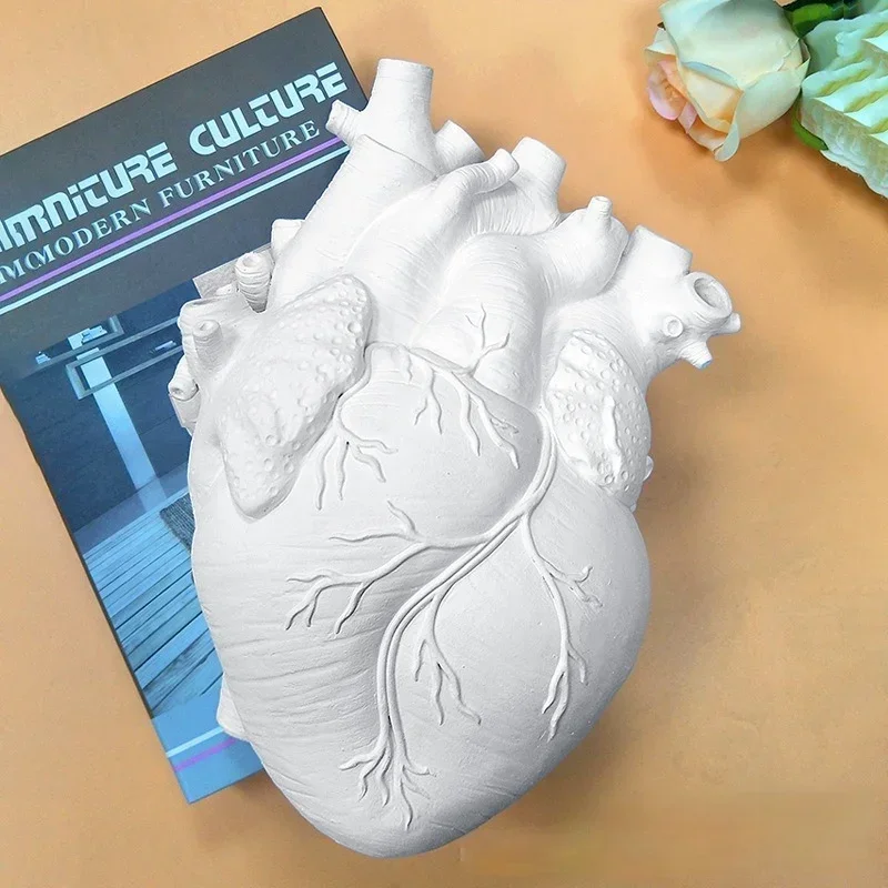 Vase Container Simulation Anatomical Heart-shaped  Dried Flower Pot Art Vase Human Statue Desktop Home Decoration Ornaments 5