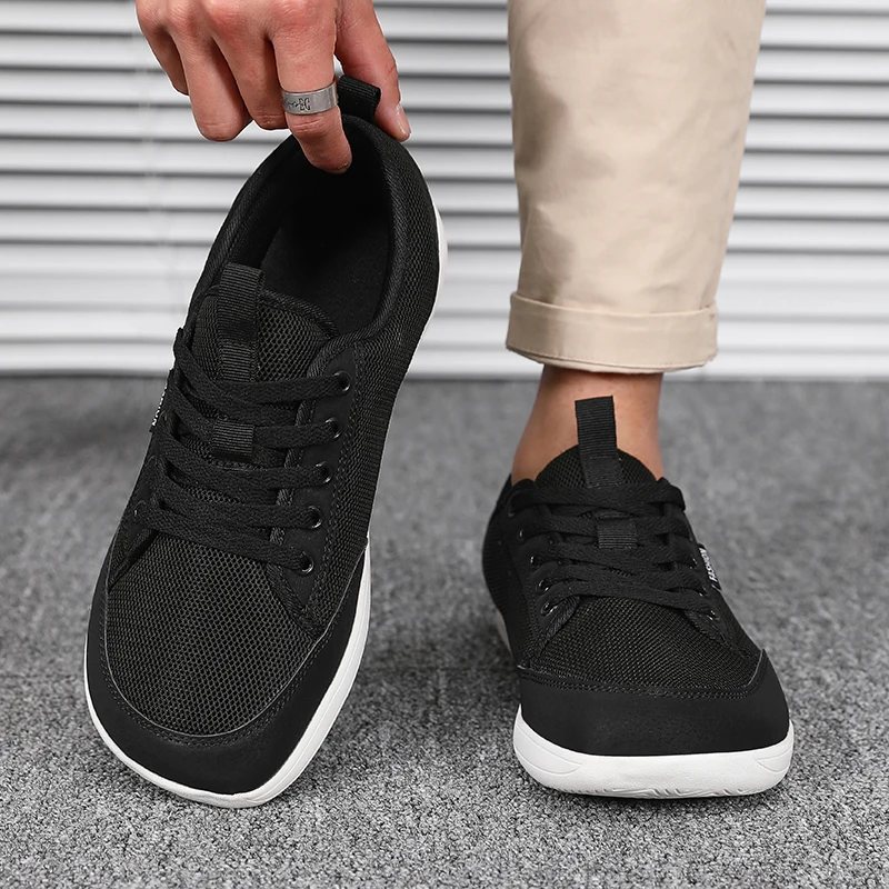New Fashion Men's Sneakers Wide Toe Breathable Barefoot Sports Large Summer Trendy Black Mesh Casual Walking Shoes Hot Selling