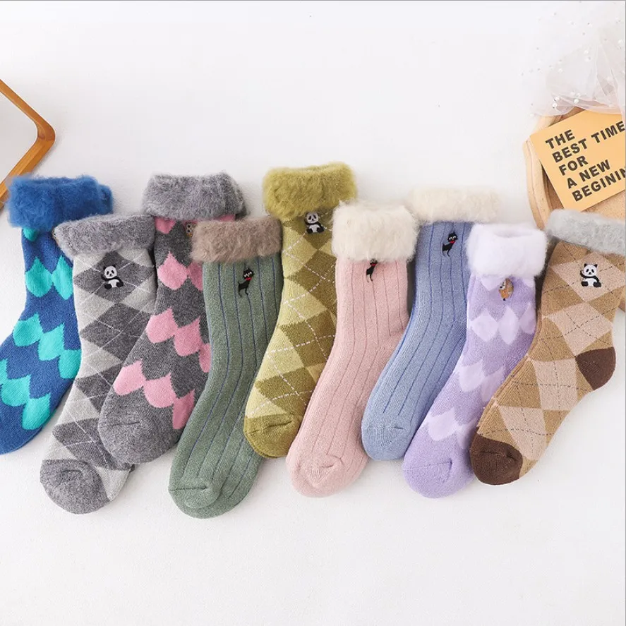 

New Winter Thicken Warm Socks Cartoon Embroidery Wool Women Socks Panda Cat Owl Animal Socks Cute Socks Home Sock Christmas Gift