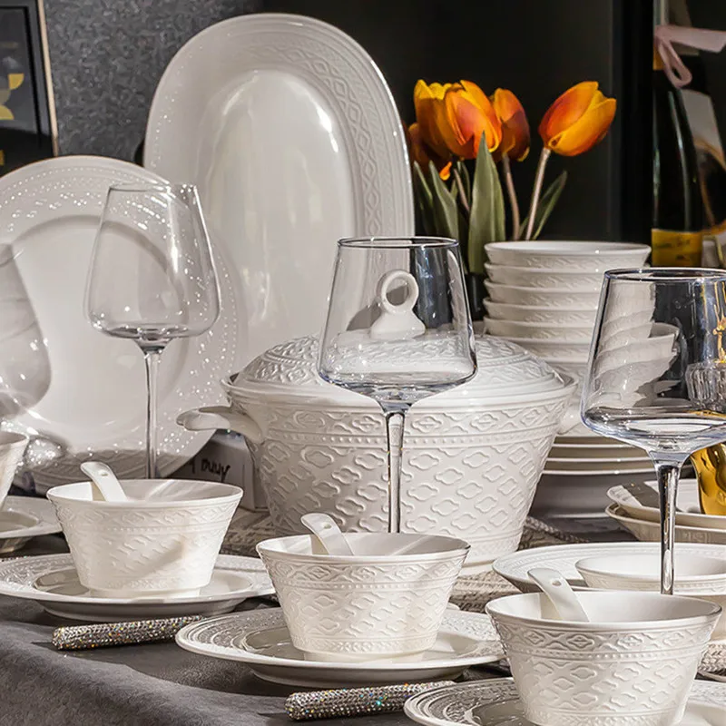 Luxury White Nordic Relief Sculpture Ceramic Tableware Dishes Salad Soup Bowl Flat Plates Serving Tray Dinnerware Set