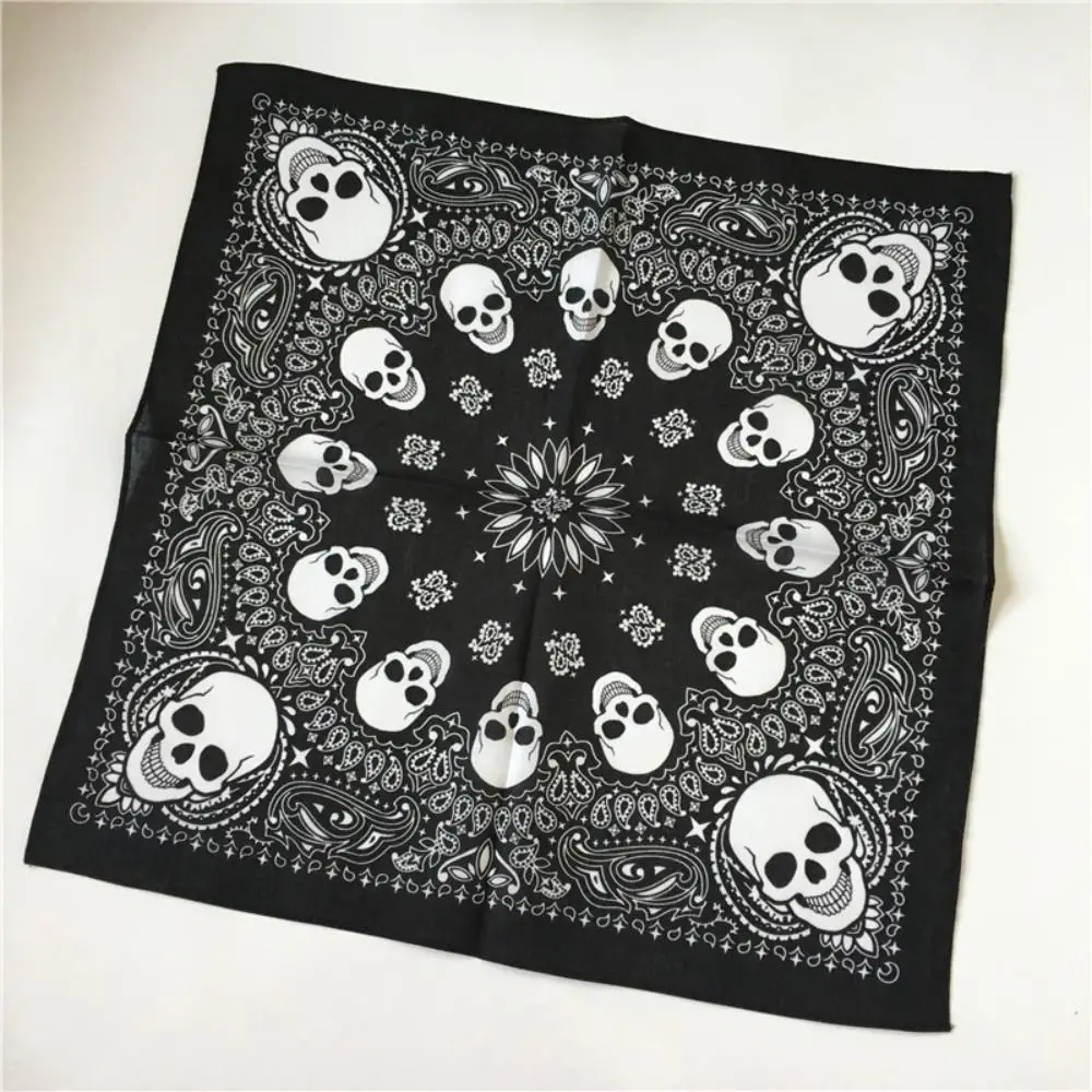 Creative Skull Cashew Pattern Hip Hop Scarf Western Style Cotton Square Towel Printed Shawl Beach Scarf Windproof Neck Scarf