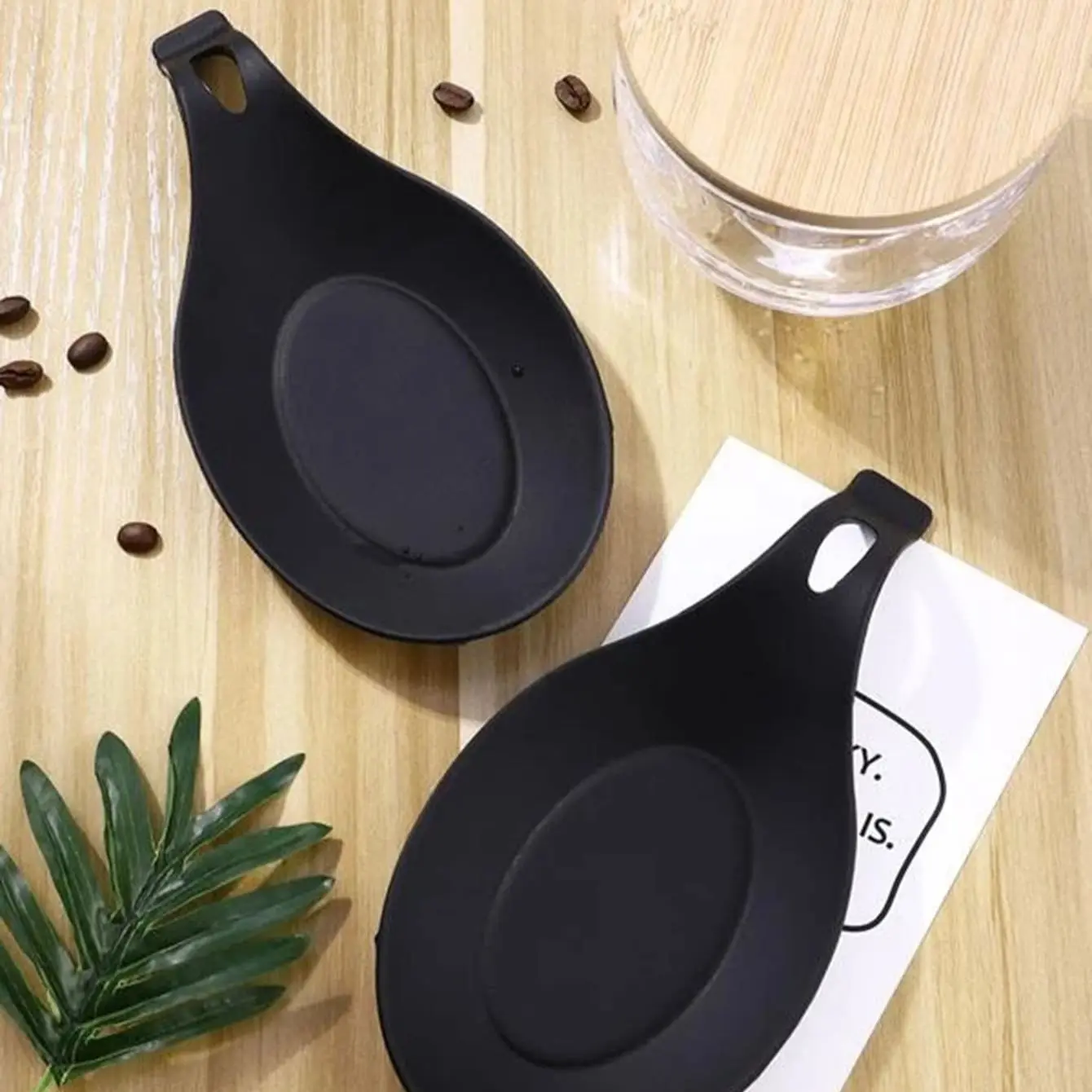 1pc-Silicone Spoon Rest Pad Food Grade Silica Gel Spoon Heat Resistant Put Mat Device Kitchen Utensils kitchen dishes
